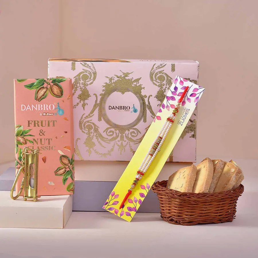 Rakhi with Gourmet & Accessories Set 1